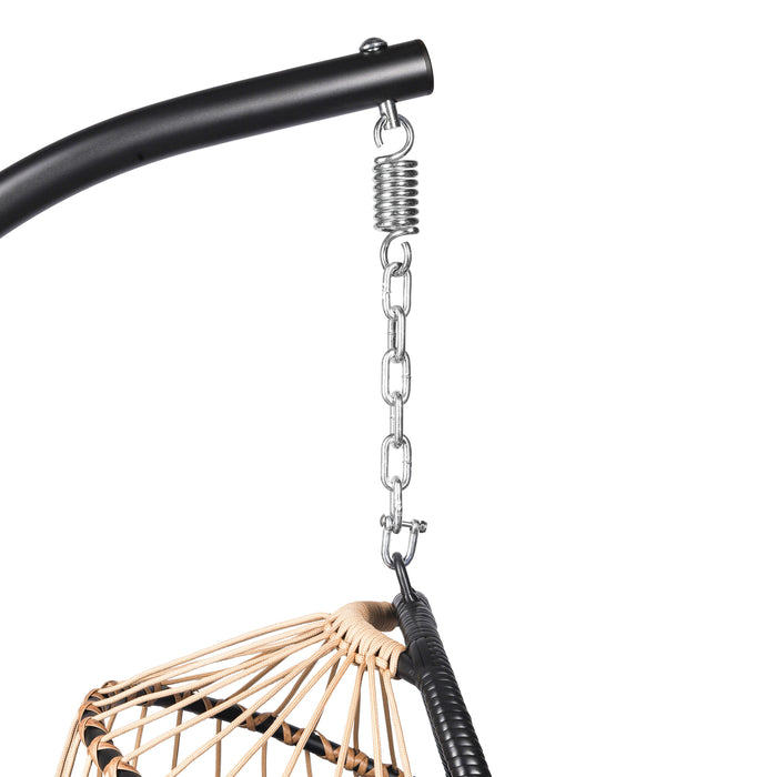 Chaise suspendue Niceey en rotin avec coussins